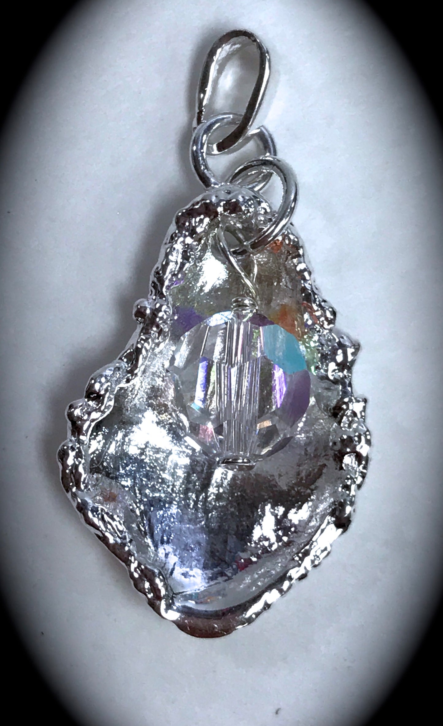 Birthstone Oyster Pendant