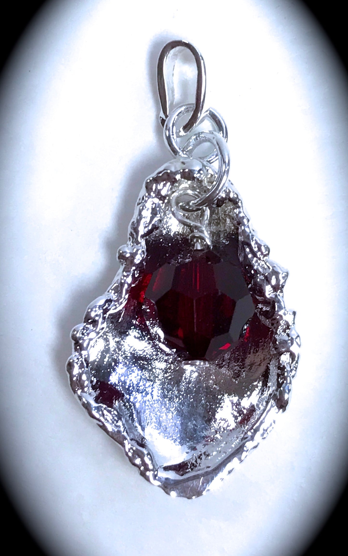 Birthstone Oyster Pendant