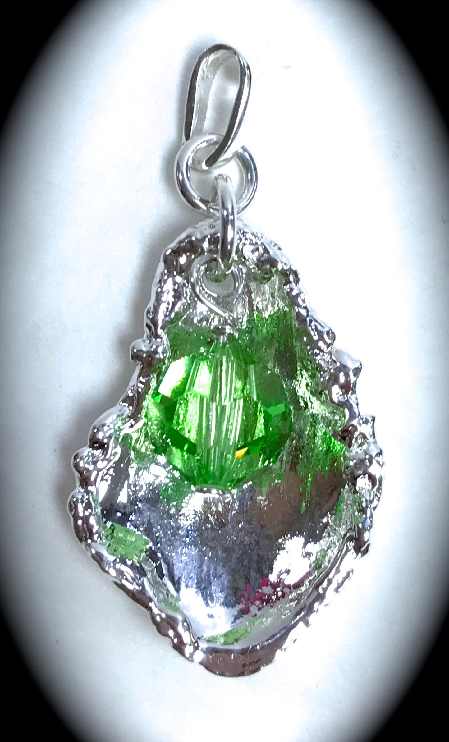 Birthstone Oyster Pendant