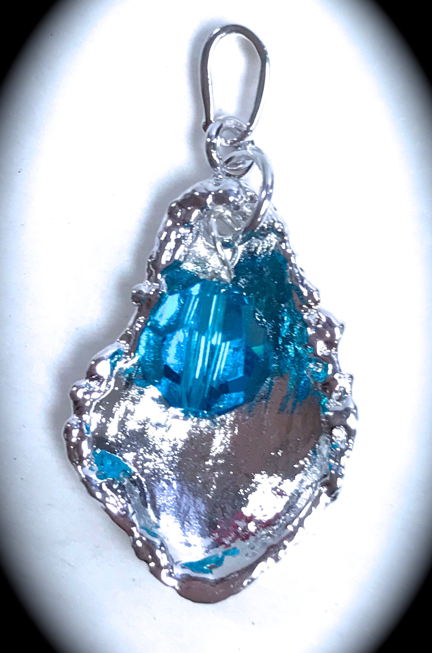 Birthstone Oyster Pendant