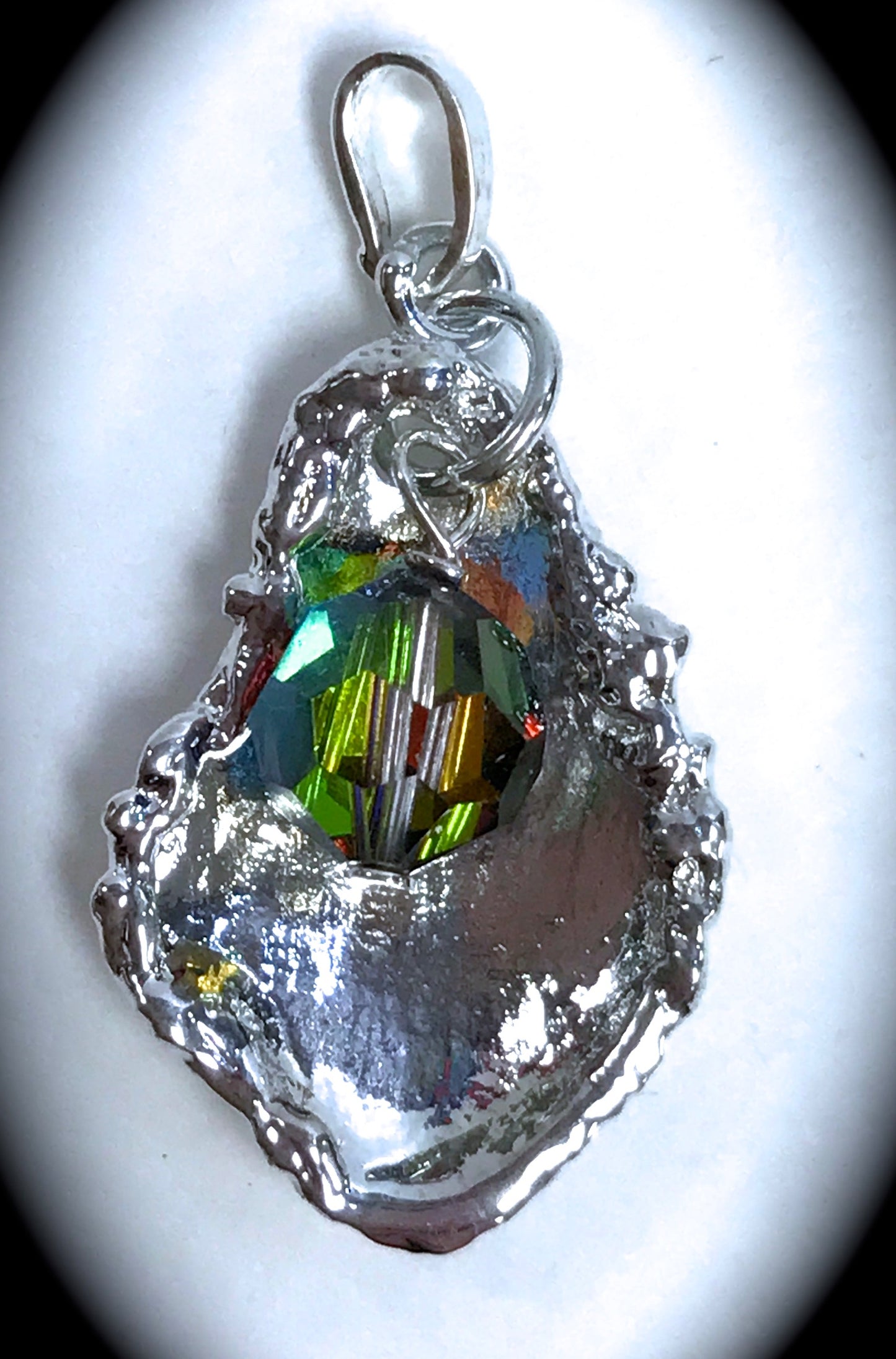 Birthstone Oyster Pendant