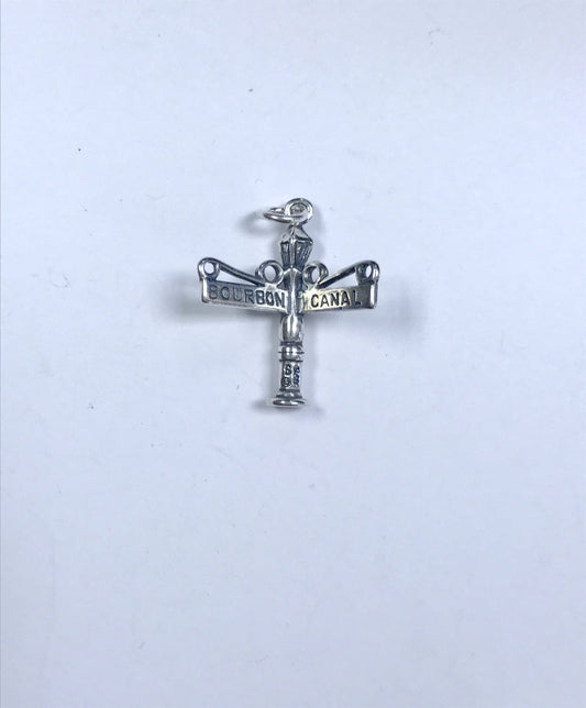 New Orleans Lamp Post Charm