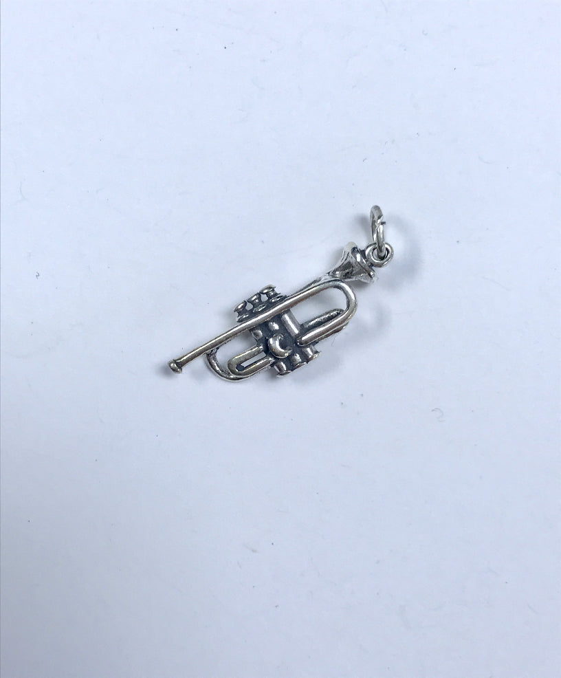 Trumpet charm
